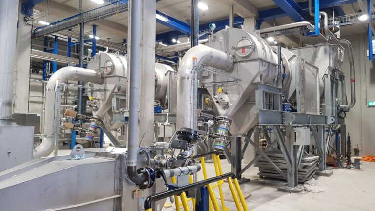 Rotary dryers for food