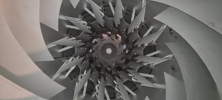 Rotary dryer-cooler for sugar (internals)