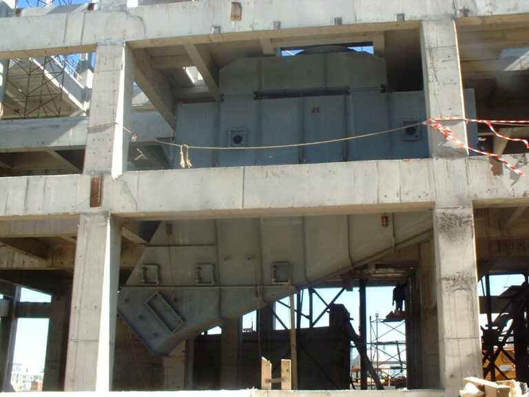 Fluid bed cooler for DAP fertilizers