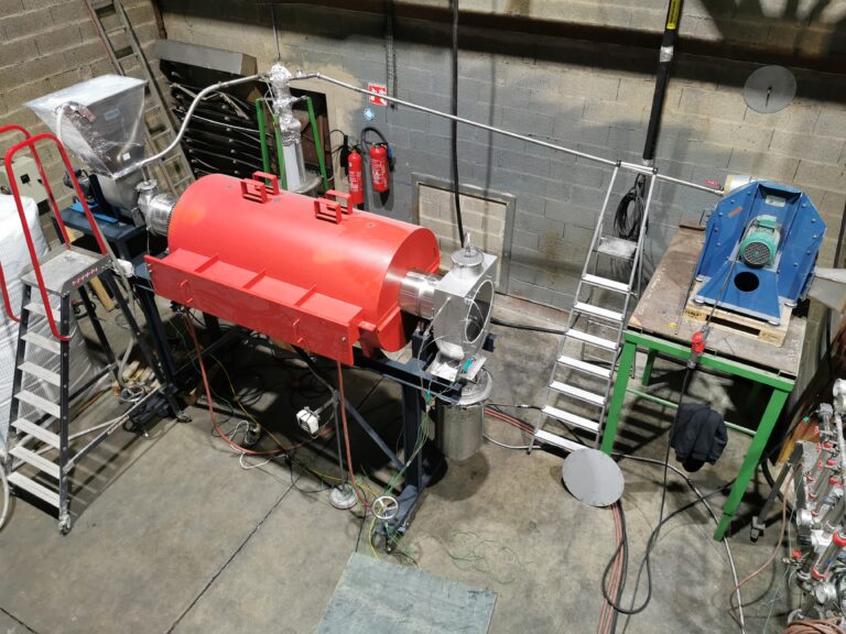 Tube rotatif - Installation pilote